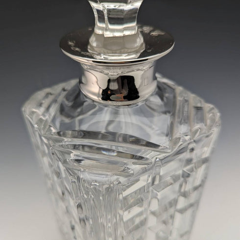 1981年 英国ヴィンテージ カットガラス 角型デキャンタ 純銀装飾 2100g